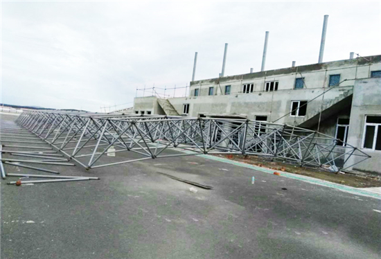 七台河新一中运动场网架工程