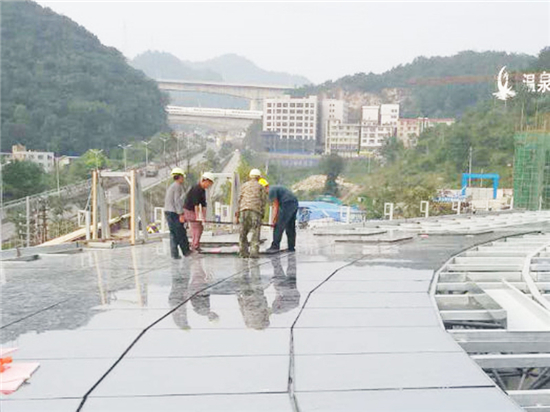 河南信阳万象城球形网架工程