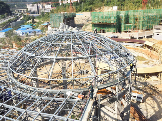 河南信阳万象城球形网架工程
