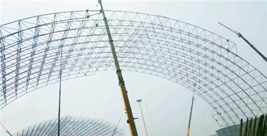 嘉祥山水水泥厂砂石料棚通壳网架工程